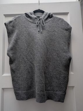 Oversize Gray Hooded Knit Sweater Vest The Frankie Shop